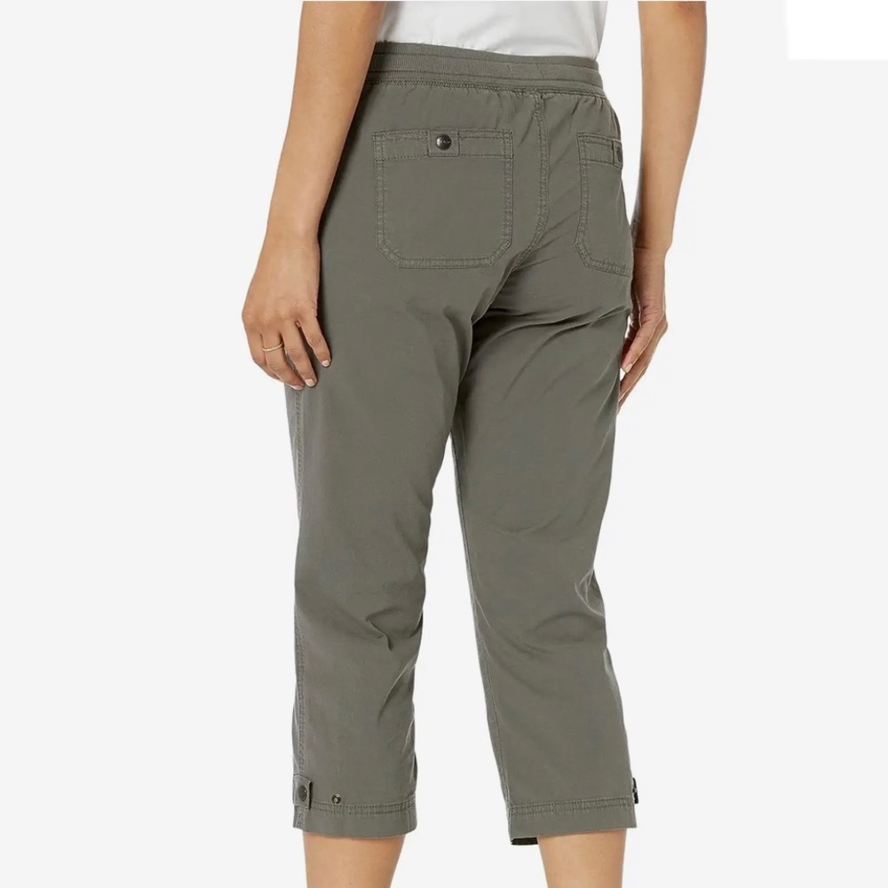 L.L. Bean Stretch Ripstop Pull-On Capri Pants - Picture 4 of 12